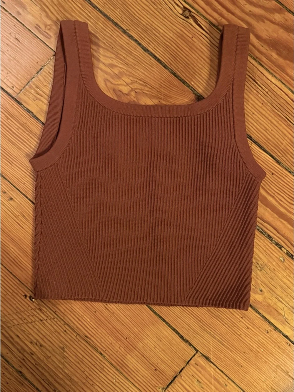 Cuts Clothing Ribbed Tank Crop Top in Rust - Picture 2 of 5